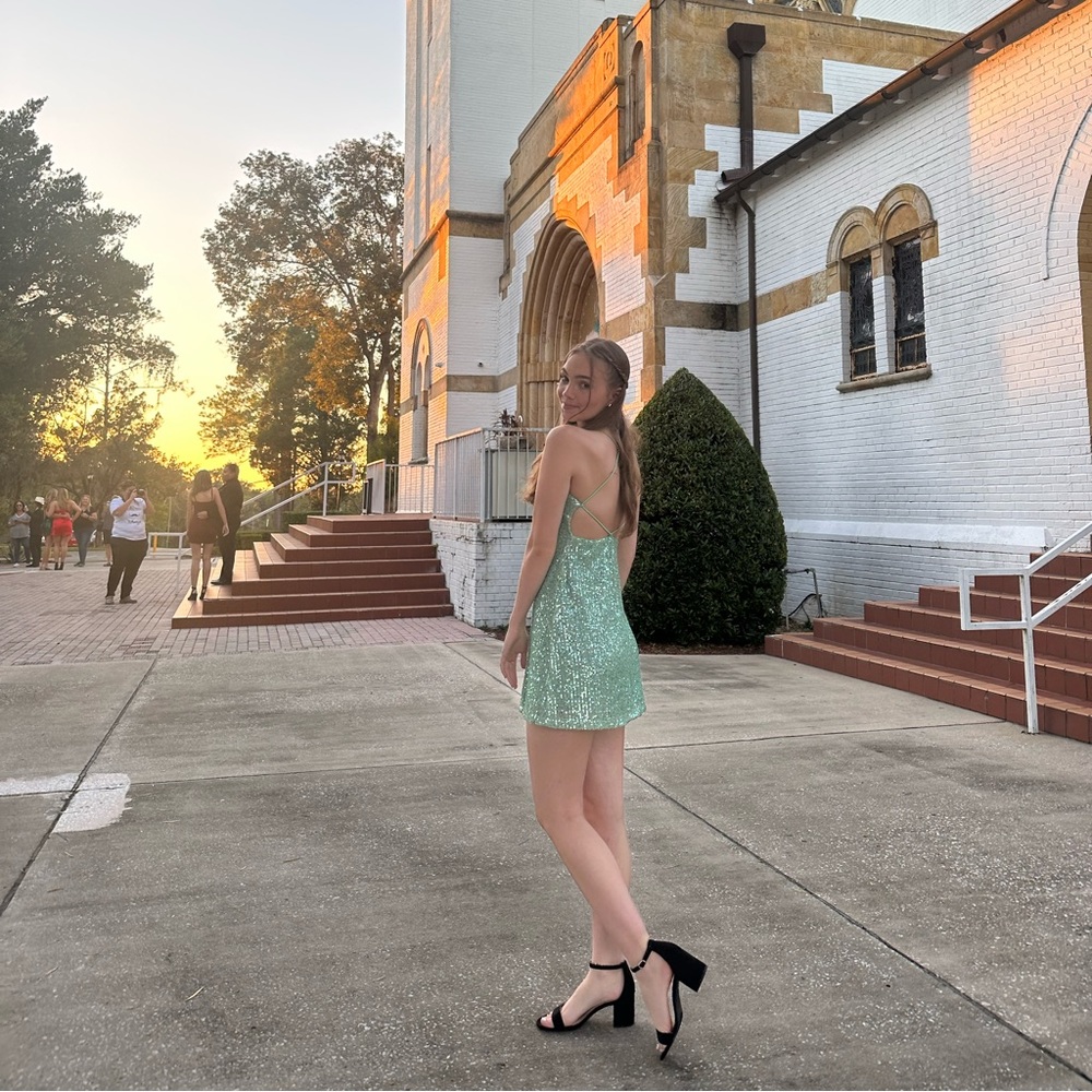 Green tinker bell dress only worn once for homecoming